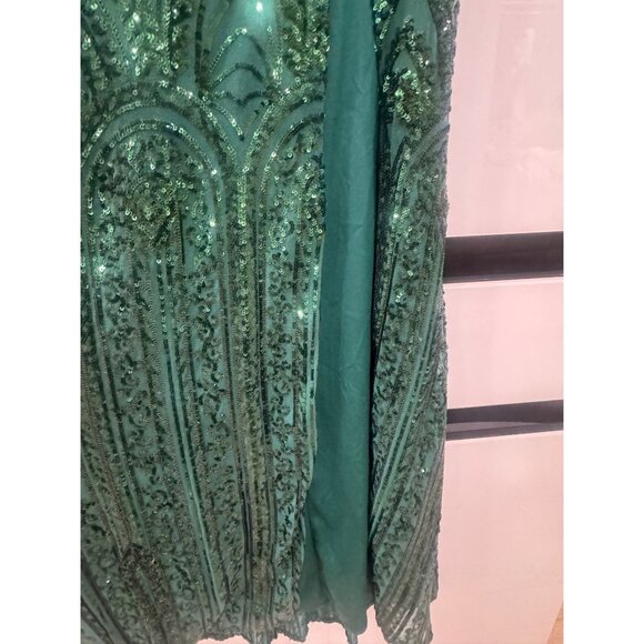 Blondie Nites Green Sequin Embellished Halter Gown With Side Slit Size 3 - Picture 5 of 6